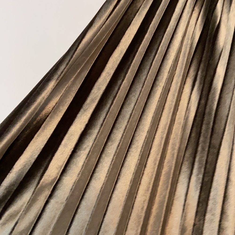 Roolee Olive Green Pleated Velvet Midi Skirt